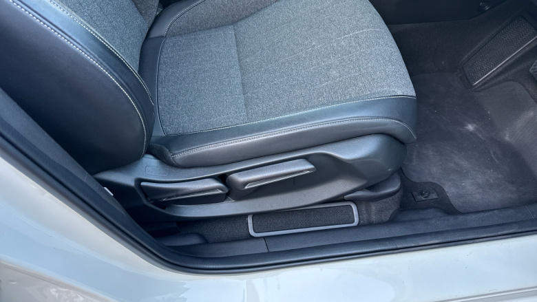 Honda Jazz 1.5 i-MMD Hybrid SR 5dr eCVT Hybrid Hatchback